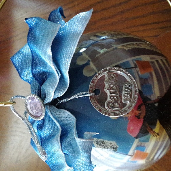 Barbie 1998 Christmas Bulb w a stand Vintage Collectible - Picture 7 of 10